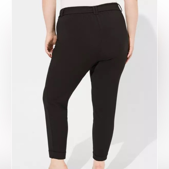 Torrid | Pull-On Taper Stretch Crepe High-Rise Tie-Front Pant | Size 18 regular - Picture 2 of 8